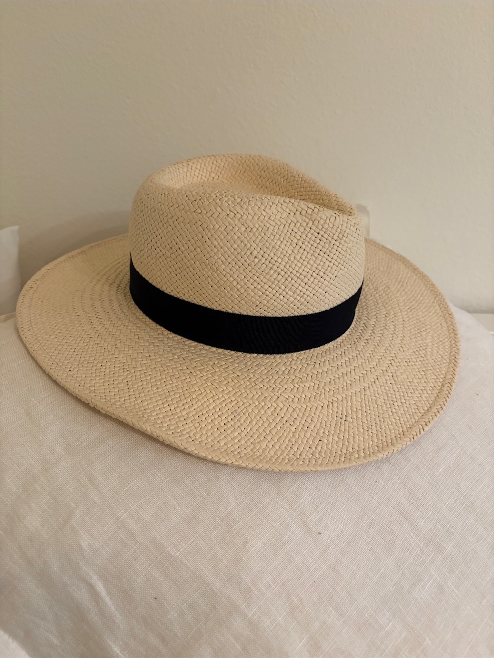 Banana Republic Natural Straw Sun Hat with black trim new without tag.